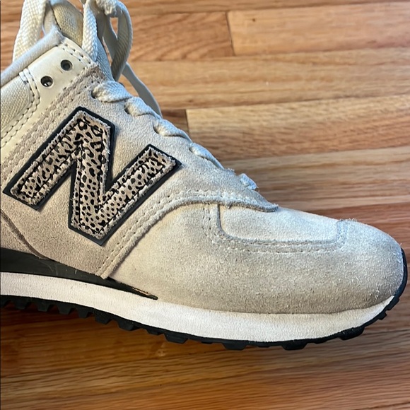 New Balance 574 Cream and animal print Women's Shoes - Picture 9 of 11